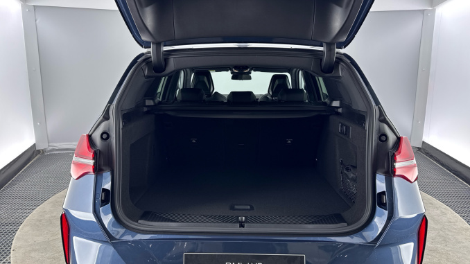 BMW X3 20 xDrive M Sport 5dr Step Auto [Tech/Pro Pk] Petrol Estate - Image 13